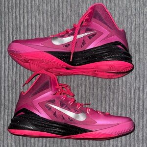 Nike Mens Pink and Black Athletic Shoes